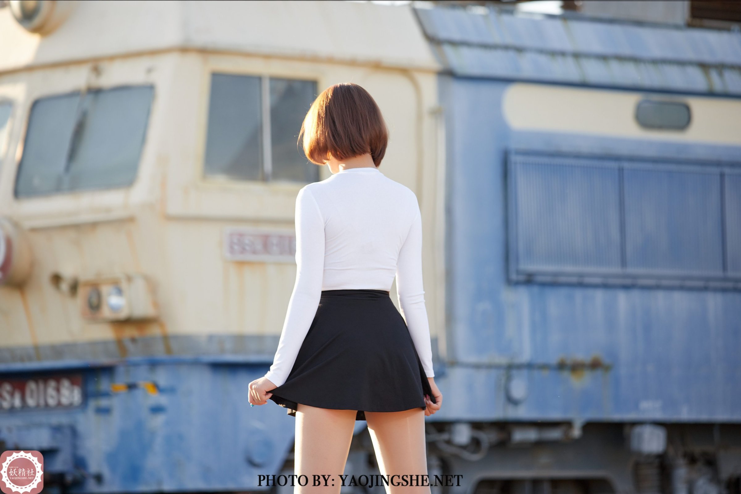 [妖精社]唐飛飛《逆光車站》 (27/79)