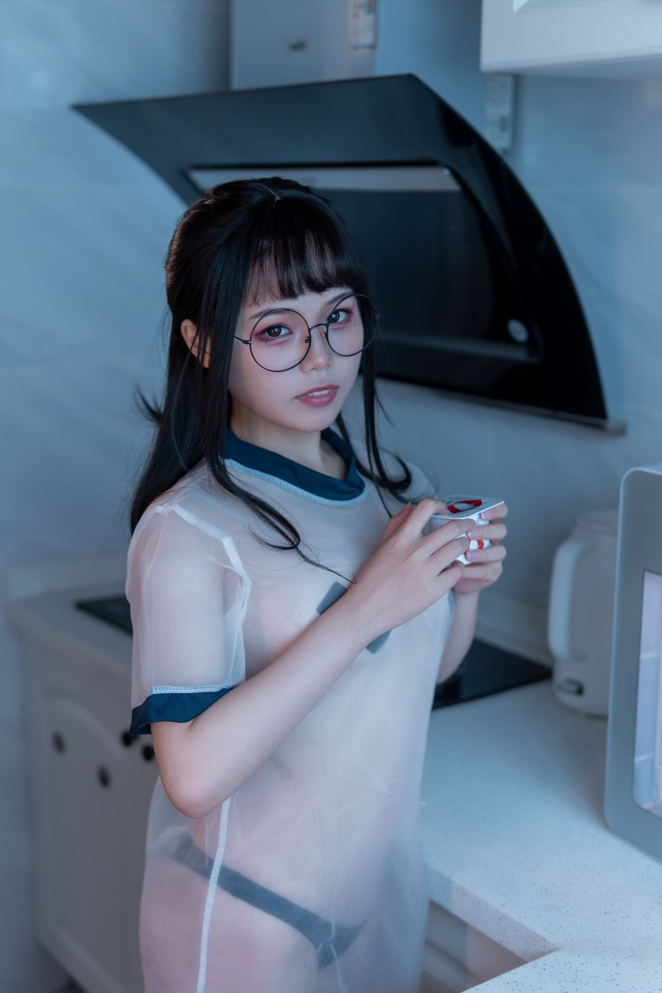 [性感寫真]七月喵子《酸奶眼鏡娘》 (33/35)