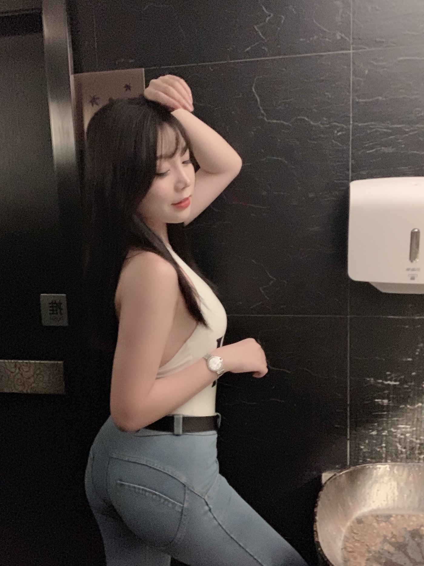 [性感寫真][網絡收集]秀人網模特 芝芝Booty 福利合集 (104/599)