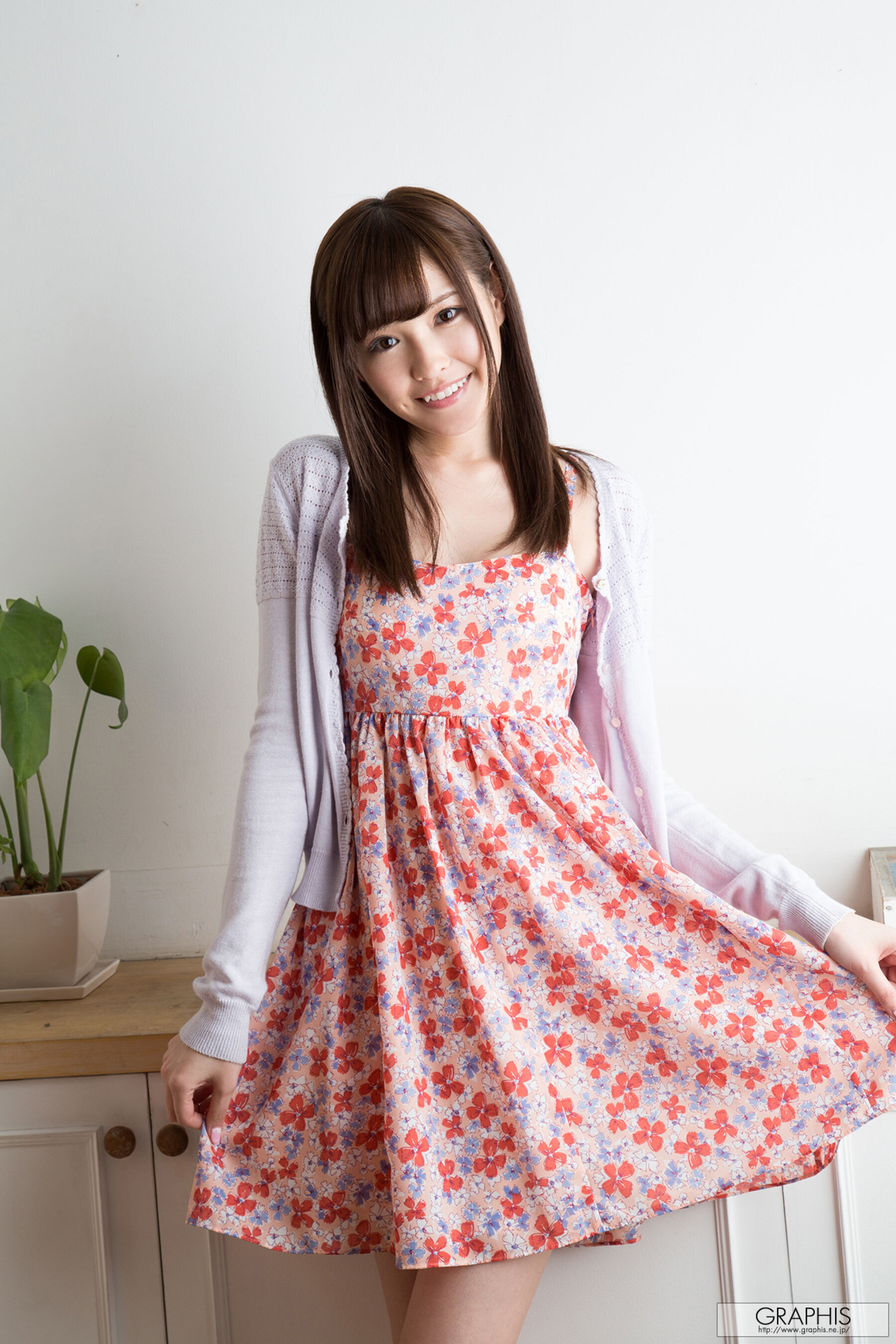 [Graphis]FIRST Gravure 初脫ぎ娘 (45/137)