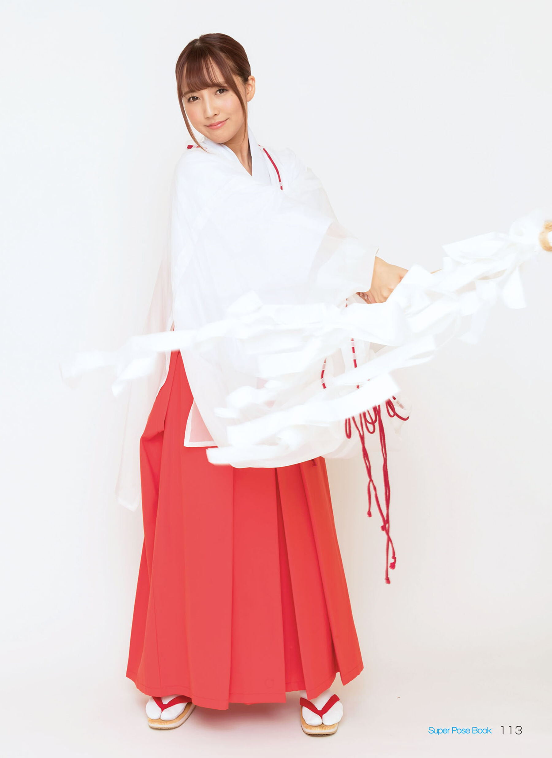 [Super Pose Book]三上悠亞《NUDE 新妻編》 (114/162)