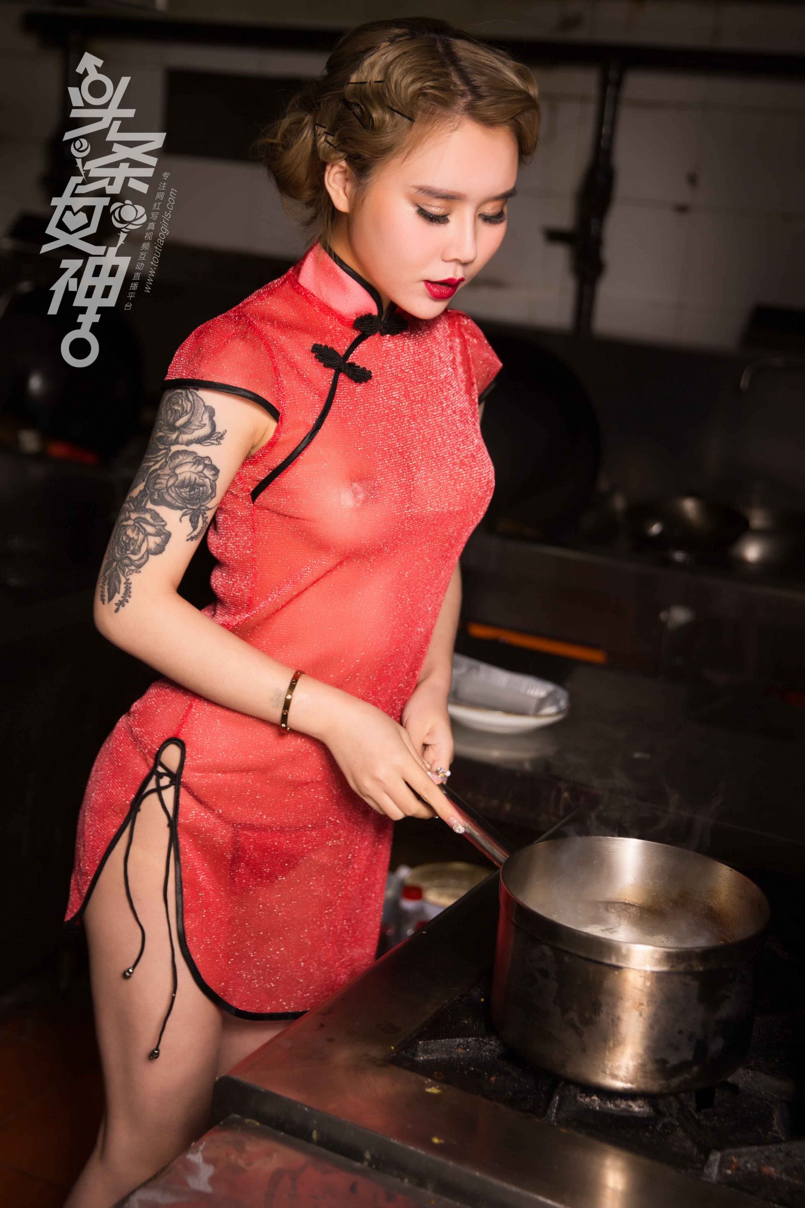 [頭條女神]Vol. 552 愛麗莎《春節包餃子吃元宵》 (21/21)