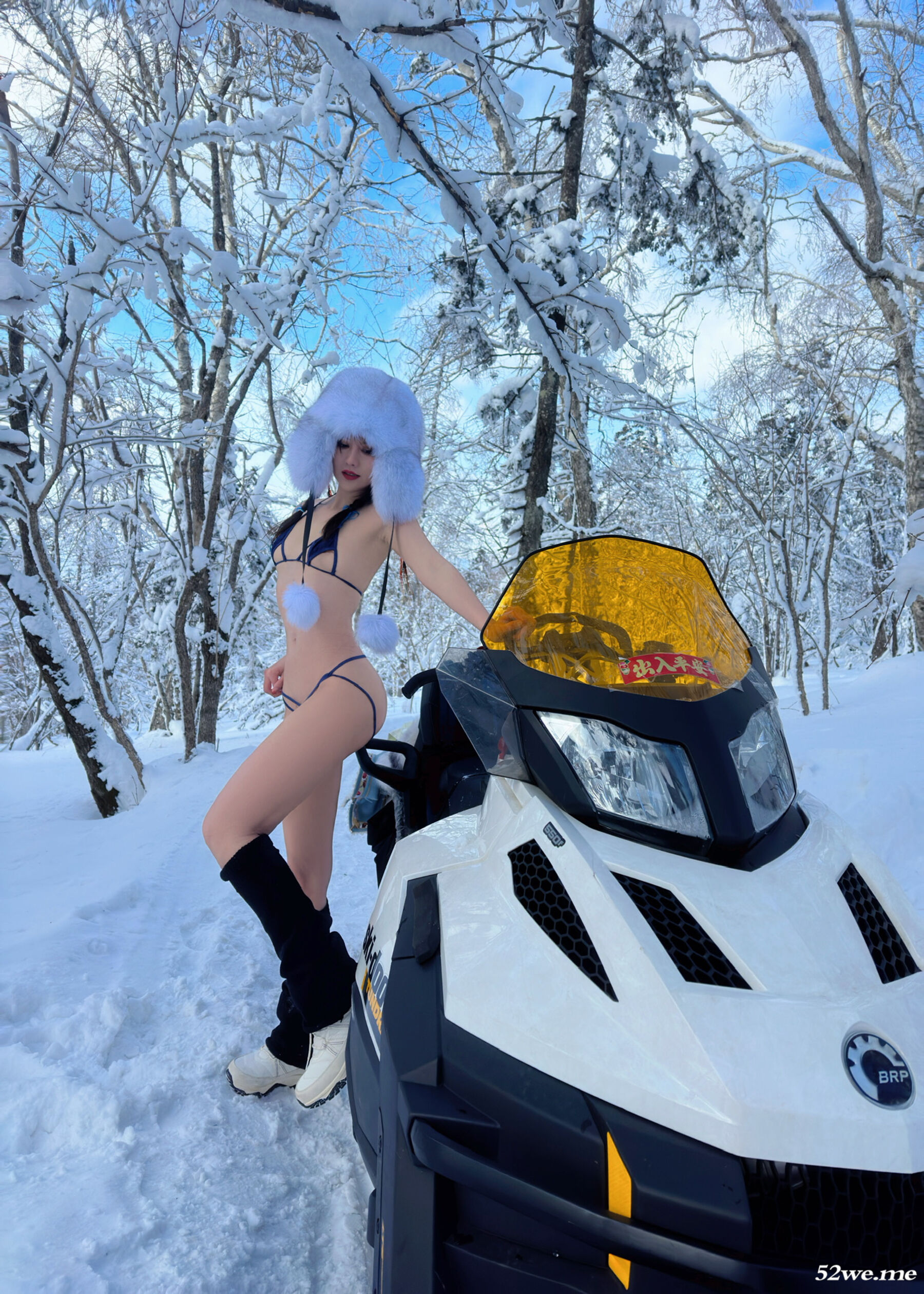 [性感寫真]就是阿朱啊《雪地美人》 (15/27)