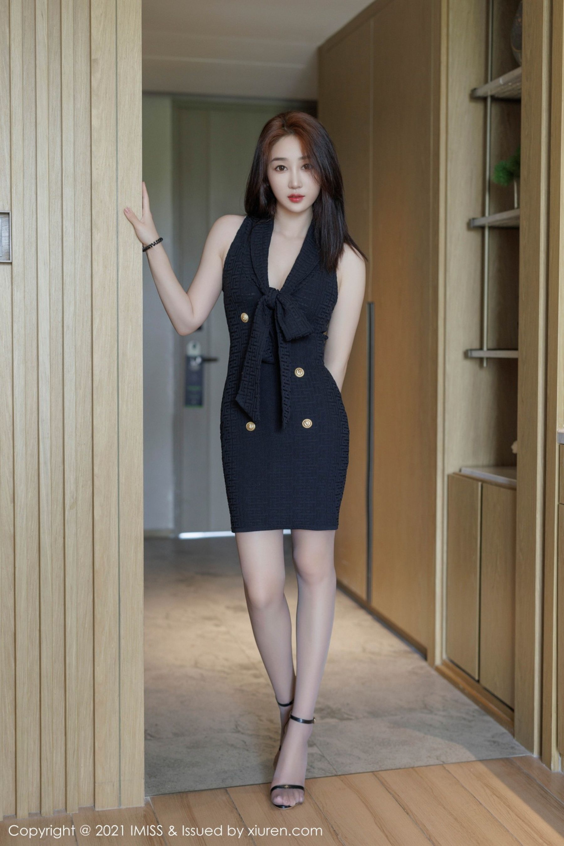 [秀人網旗下]愛蜜社 (2/51)