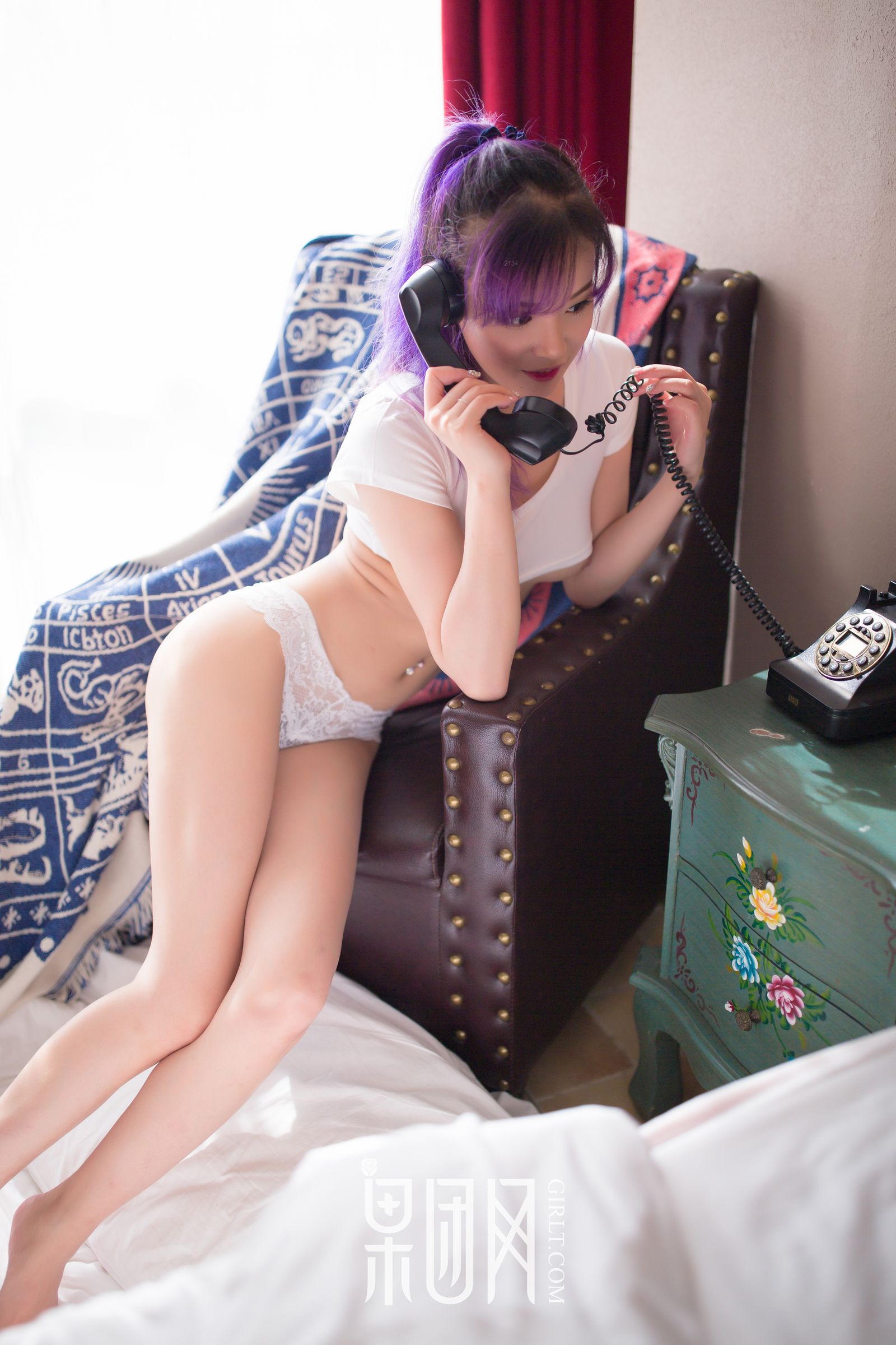 [果團網]紫發豪乳妹 (25/57)