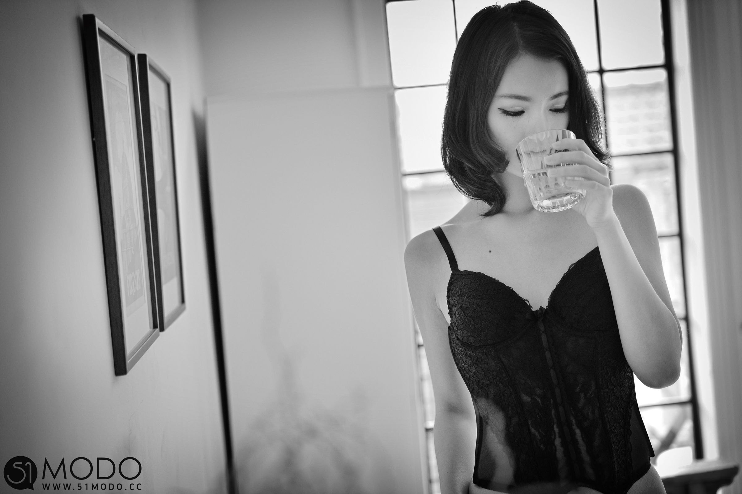 [性感寫真]女神的美腿內衣秀 (36/66)
