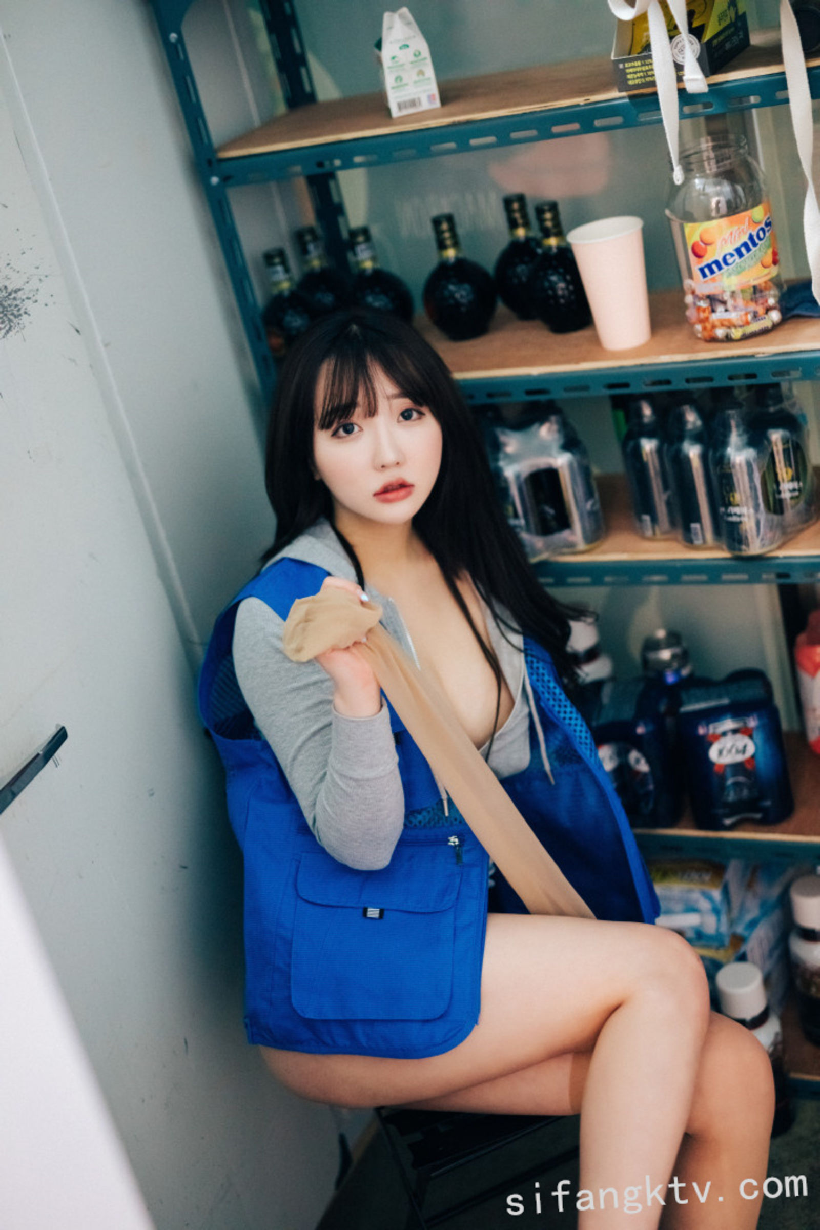 [Loozy]孫樂樂《Convenience store part timer》 (56/99)
