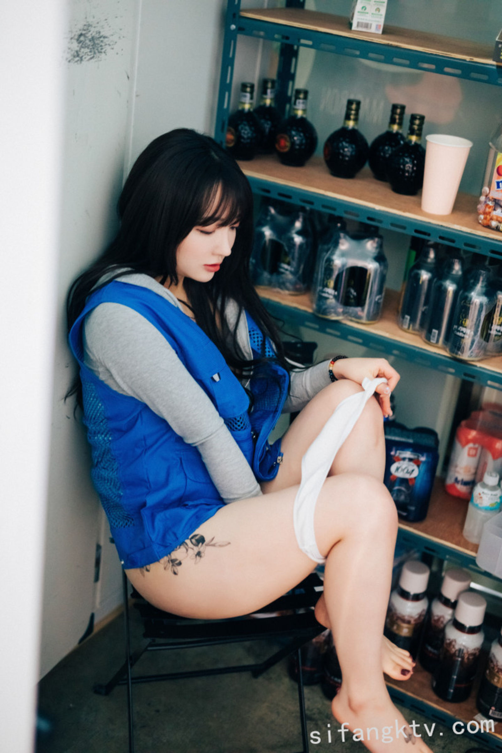 [Loozy]孫樂樂《Convenience store part timer》 (59/99)