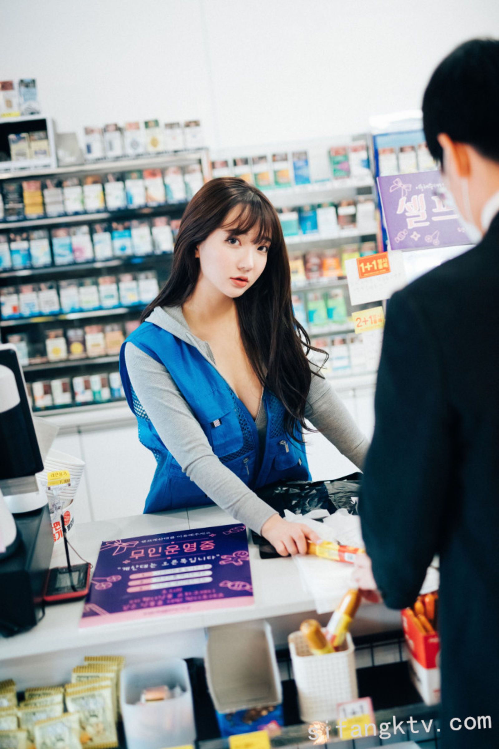[Loozy]孫樂樂《Convenience store part timer》 (77/99)