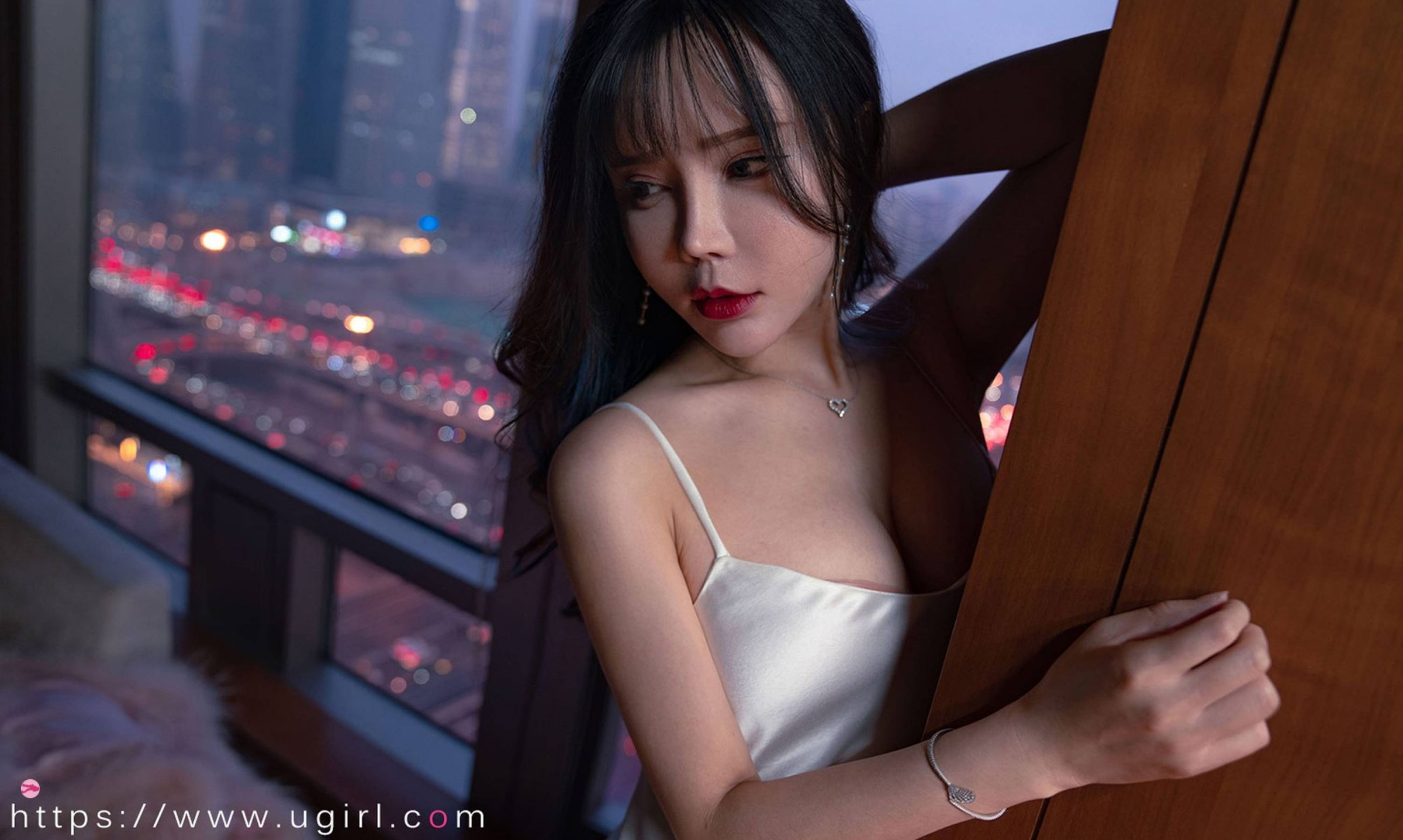[秀人網旗下]愛尤物 (24/35)
