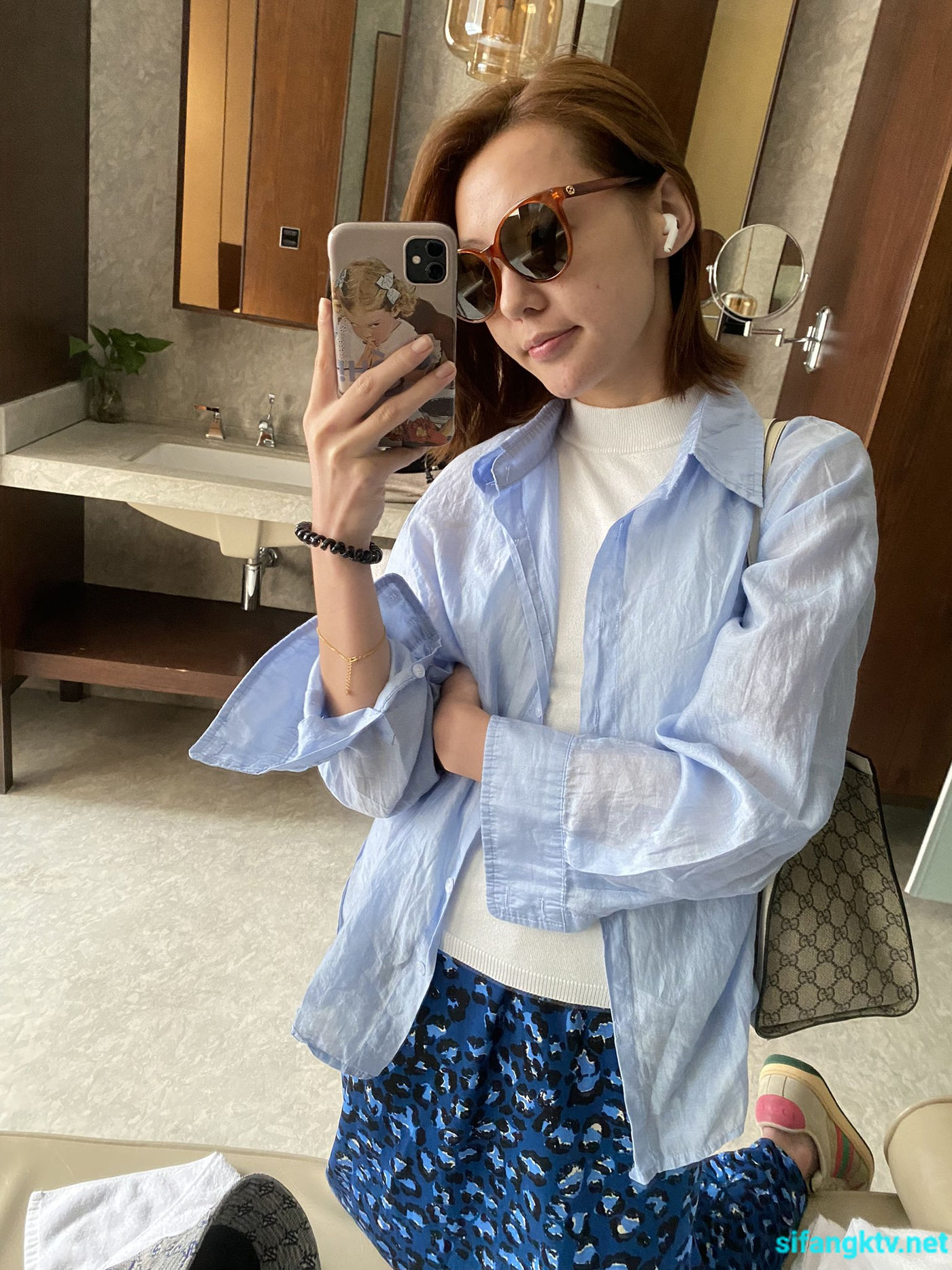 小黄车世界模特下载网