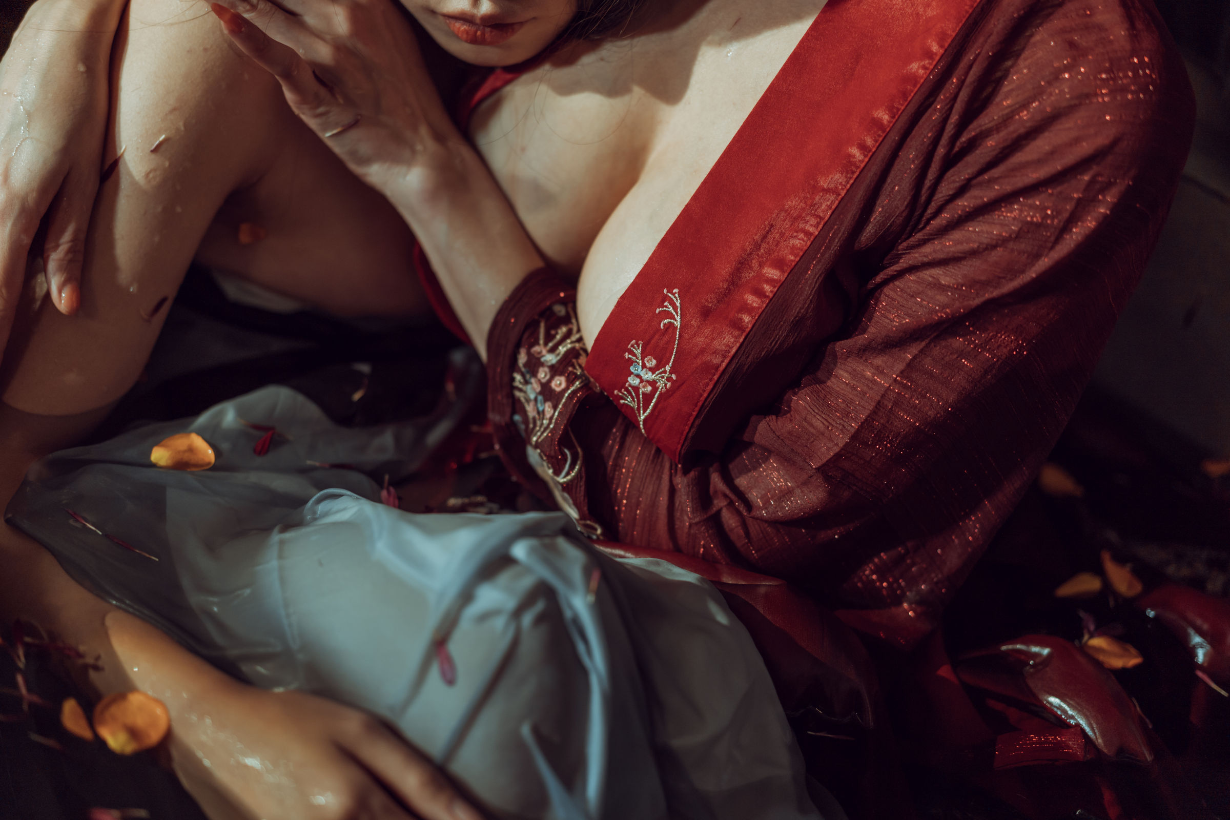 [性感寫真]秋和柯基《昏紅帳》 (43/52)